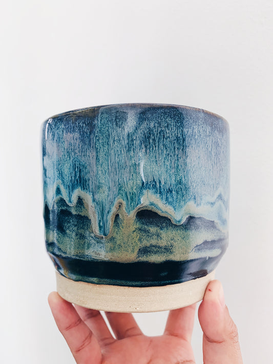 Magnetic Midnights Pot 1